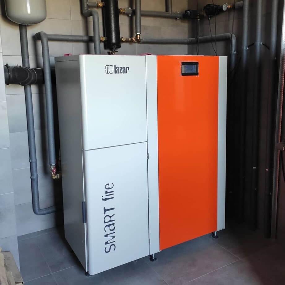 Kocioł na pellet HKS Lazar Smartfire 11kW zasyp paliwa 240L